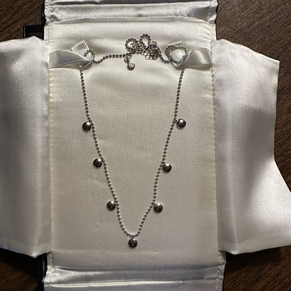Beautiful sterling silver necklace